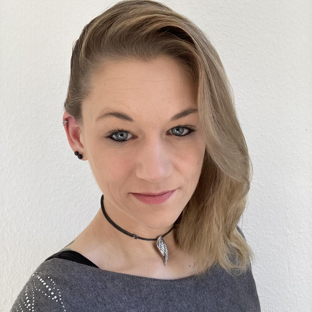 Katharina Kipke Project Manager OQEMA Gruppe XING