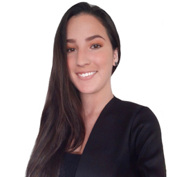 Jade Pouchain Braga