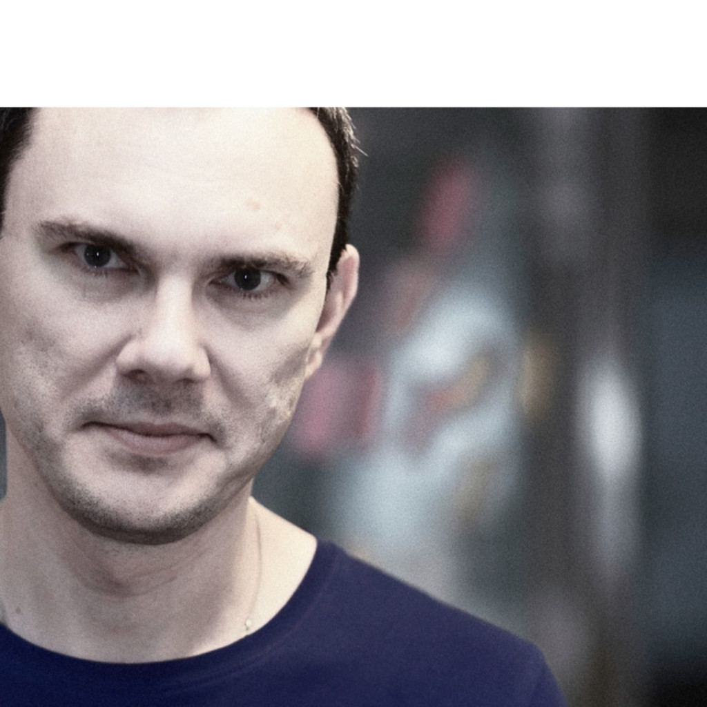 Dmitry Kharitonov Chief Executive Officer (CEO) Public Library XING