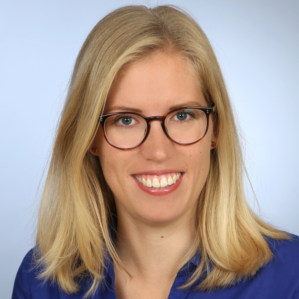 Mona Rolle HR Spezialistin BayernLB XING