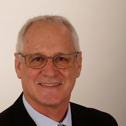 Dr. Michael Schumm