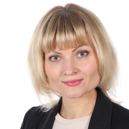 Yuliia Kholopova