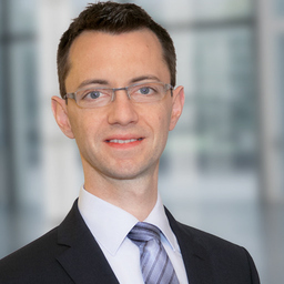 Dr. Dominik Bartl