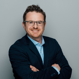 Daniel Straif