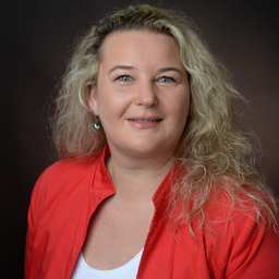 Sandra Lambacher