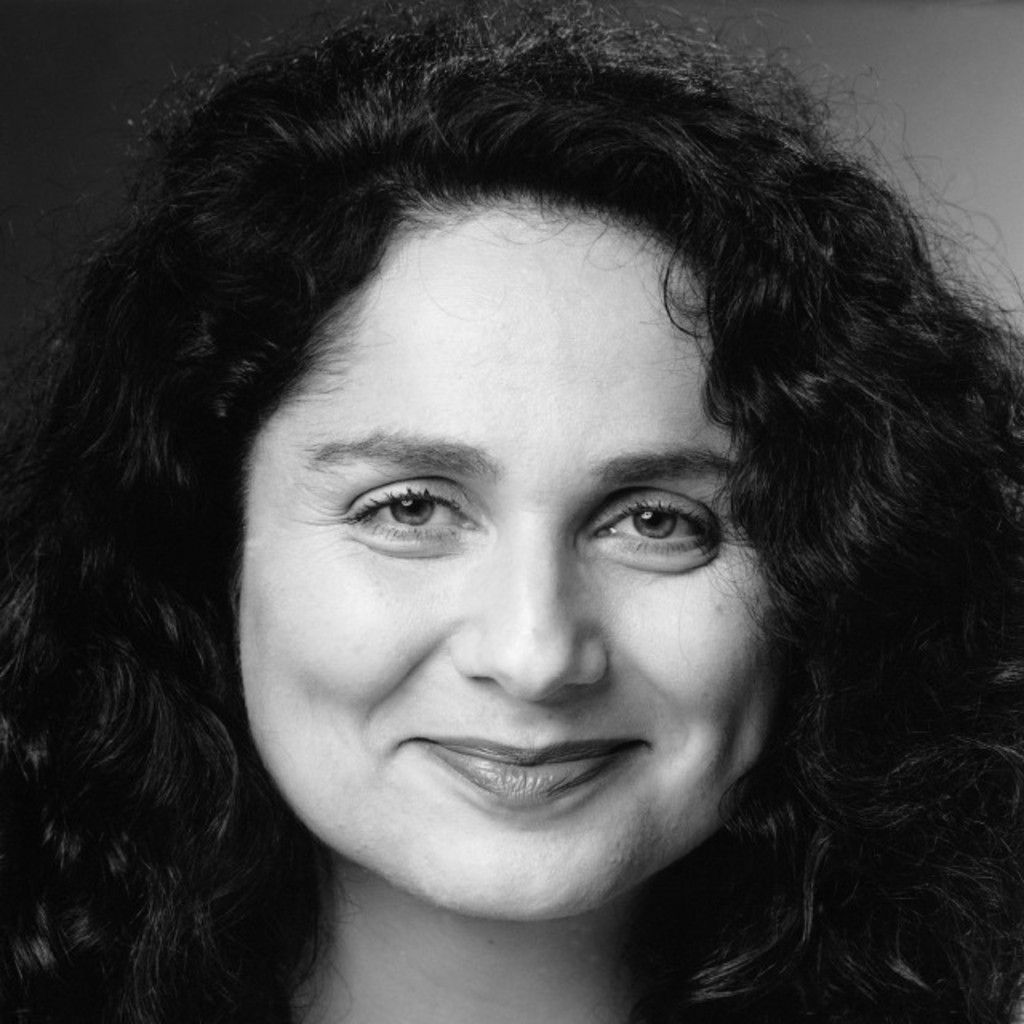 Claudia Claus - Schauspielerin/ Sängerin / Autorin - Midlife oder die ...