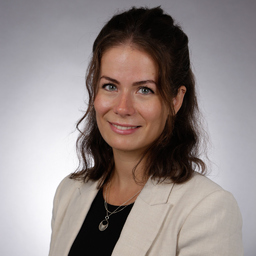 Stefanie Roth