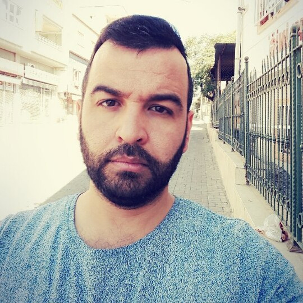 Mahmoud Akko costumer relation staff Roza Transformers XING