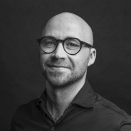 Dr. Casper Studer MRICS