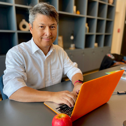 Alexander Vinh