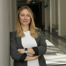 Lea Hofmann