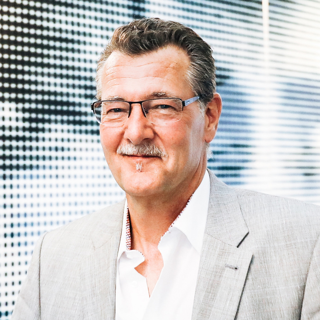 Johann Lang Gesellschafter „The BOSS Factory“ XING