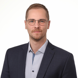 Dr. Peer Arne Stiegert