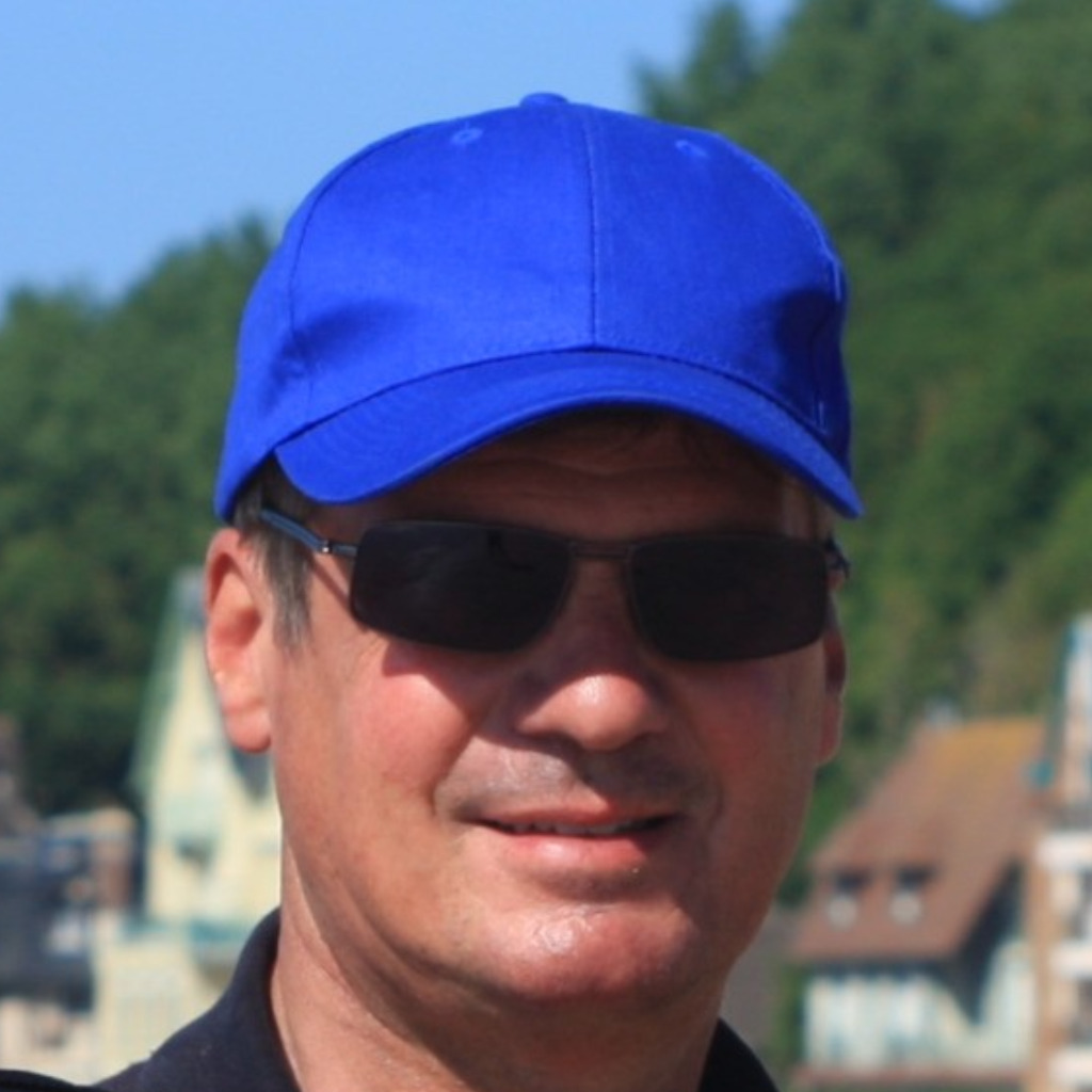 Dipl.Ing. Ulrich Hohmann Privatier Das Familienunternehmen XING