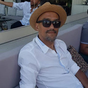 Özgür suna