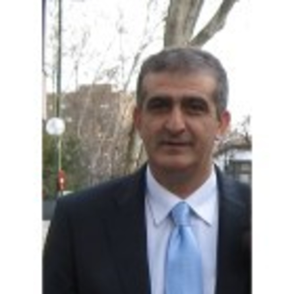 AMIR SEYED traductor, transporte, yo mismo XING