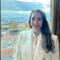 Elif Sezer