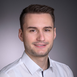 Konstantin Knaus