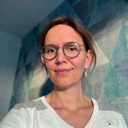 Dr. Marina Pfaff