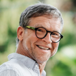 Uwe G. Nast