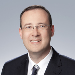 Dr. Dominik Strub