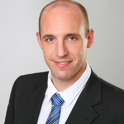 Dr. Thomas Pfister