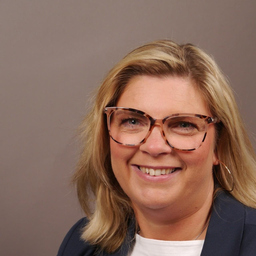 Monika Roß