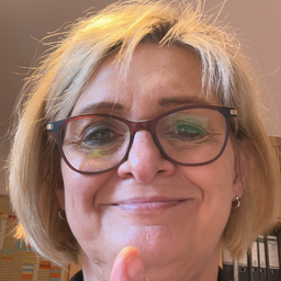 Claudia Heins