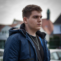 Brandon-Lee Vor der Straße