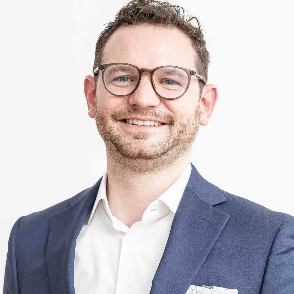Dennis hager channel partner manager uta edenred xing