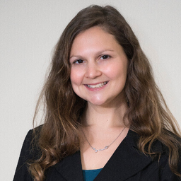Dr. Yuliia Lukomska