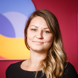 Julia Siewert