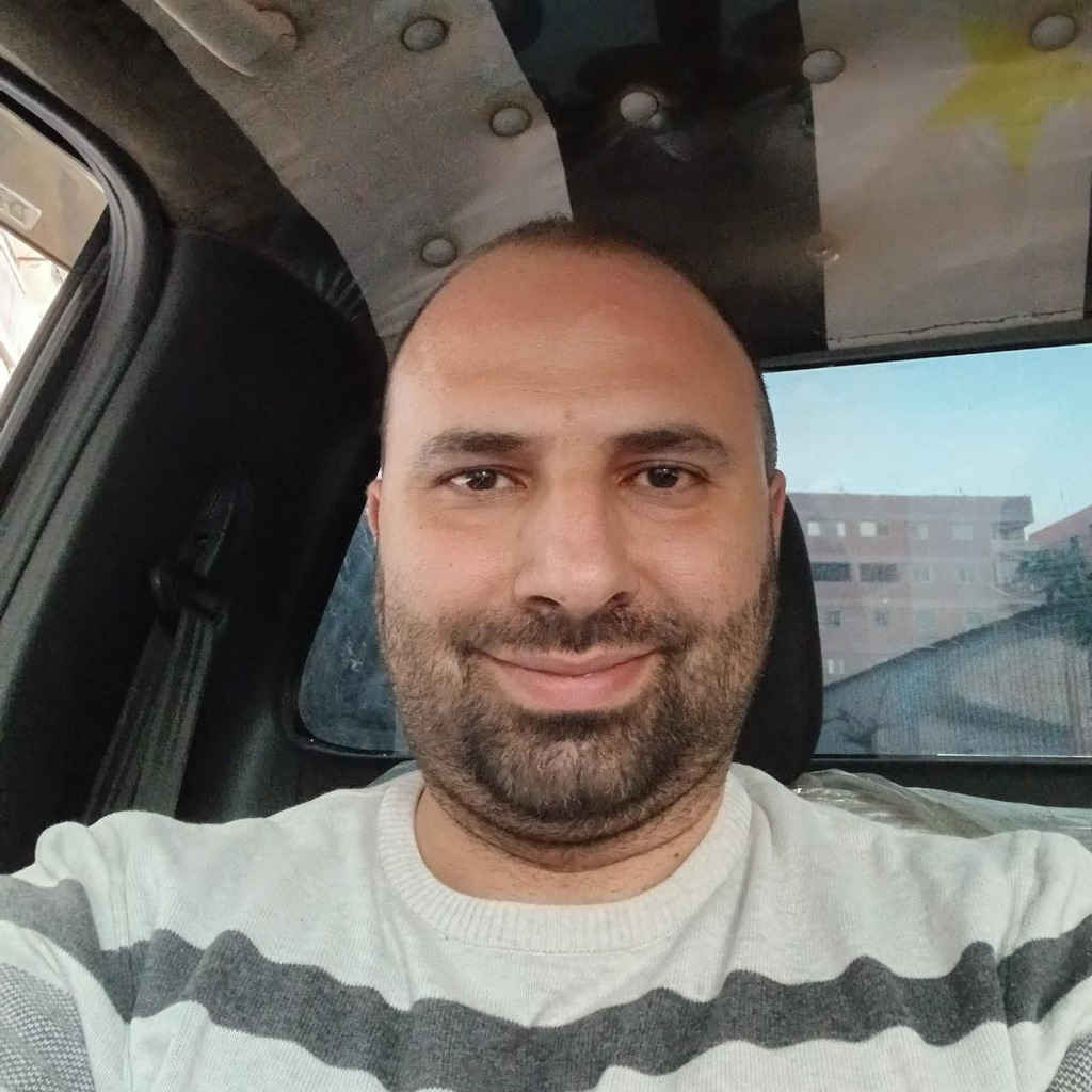 Muhammad Martini Chief Executive Officer (CEO) Holz Hub XING