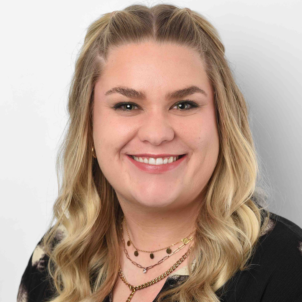 Franziska Peters Entgeltabrechnerin Porsche Leipzig GmbH experts