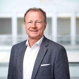 Helmut Bienen-Scholt