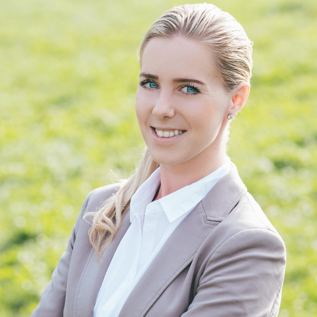 Nina Osselmann - Personalsachbearbeiterin - RheinGedeck GmbH | XING