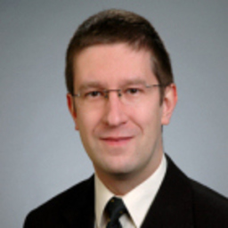 Dr. Uwe Riek