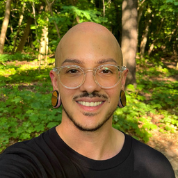 Tarek Youngápelian / Apelian