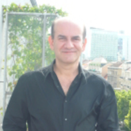 Dr. Javier del Pino
