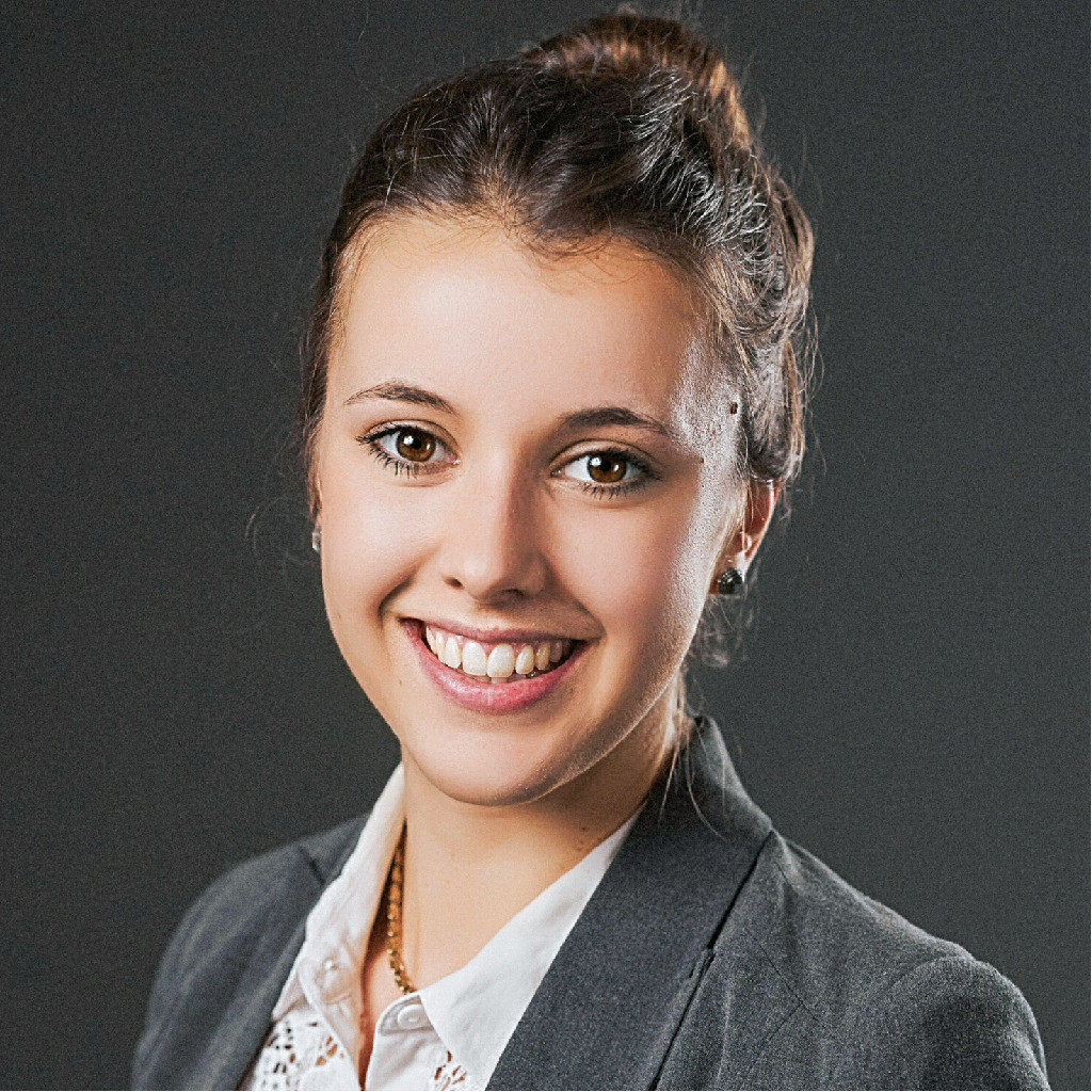 Leonie Reulecke International Business and Sustainability