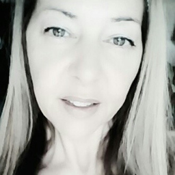Manuela Smith