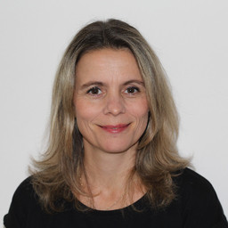 Stephanie Roth