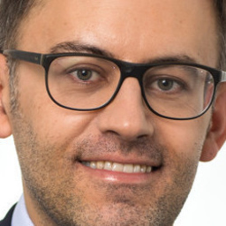 Dr. Andrej Latinovic