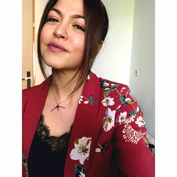 Kübra Özer