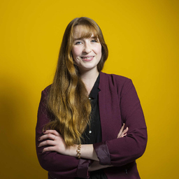 Laura Symik