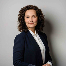 Aylin Dr. Yanik