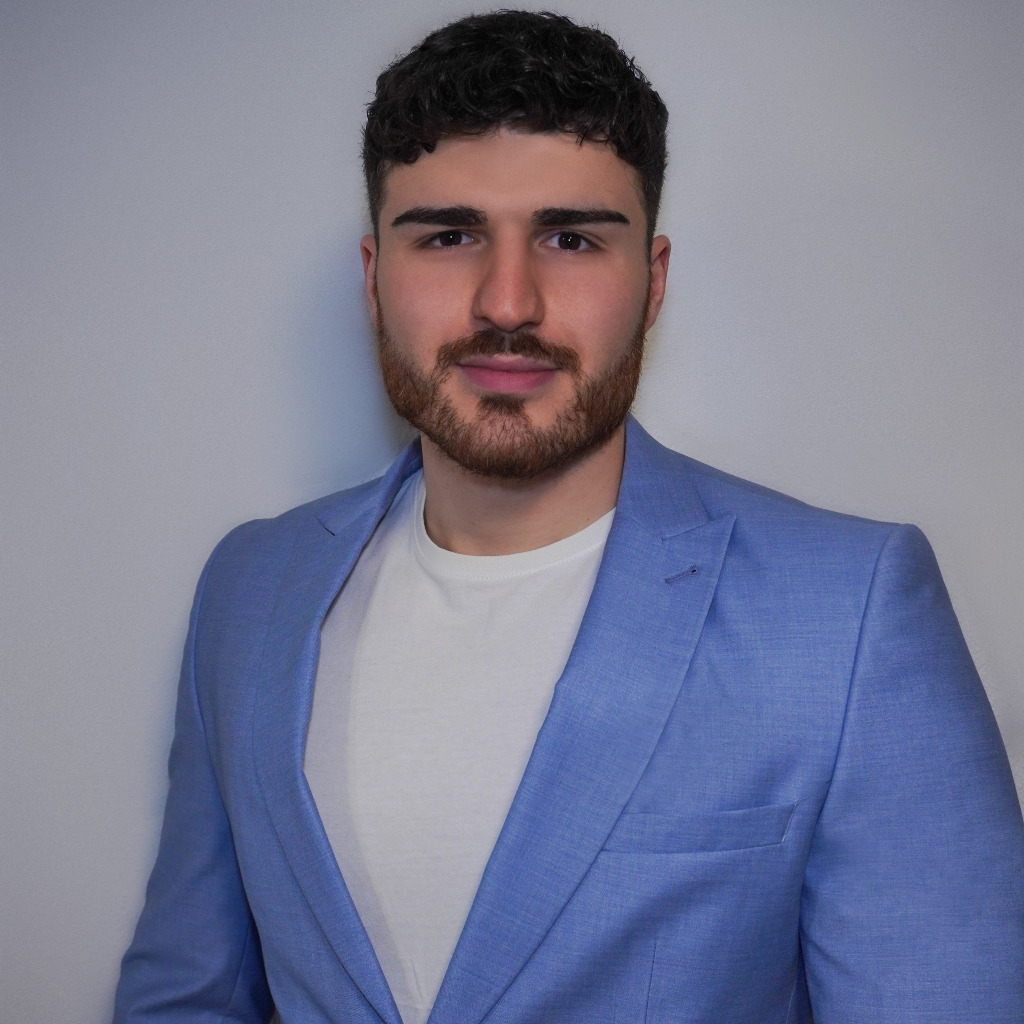 Pietro Pavoncelli Working Student Controlling & Finance Breitling