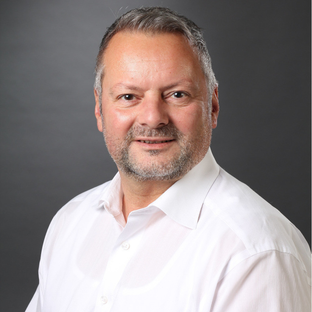 Andreas Schneider Qualitätssicherung/Anwendungstechnik Hammer