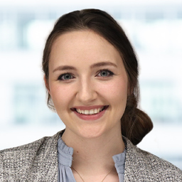 Julia Stolz