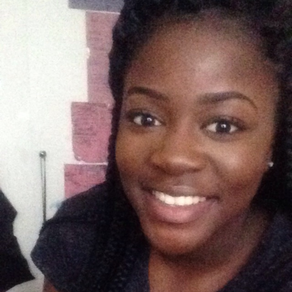 zainab-adekunle-recruitment-consultant-epm-scientific-xing
